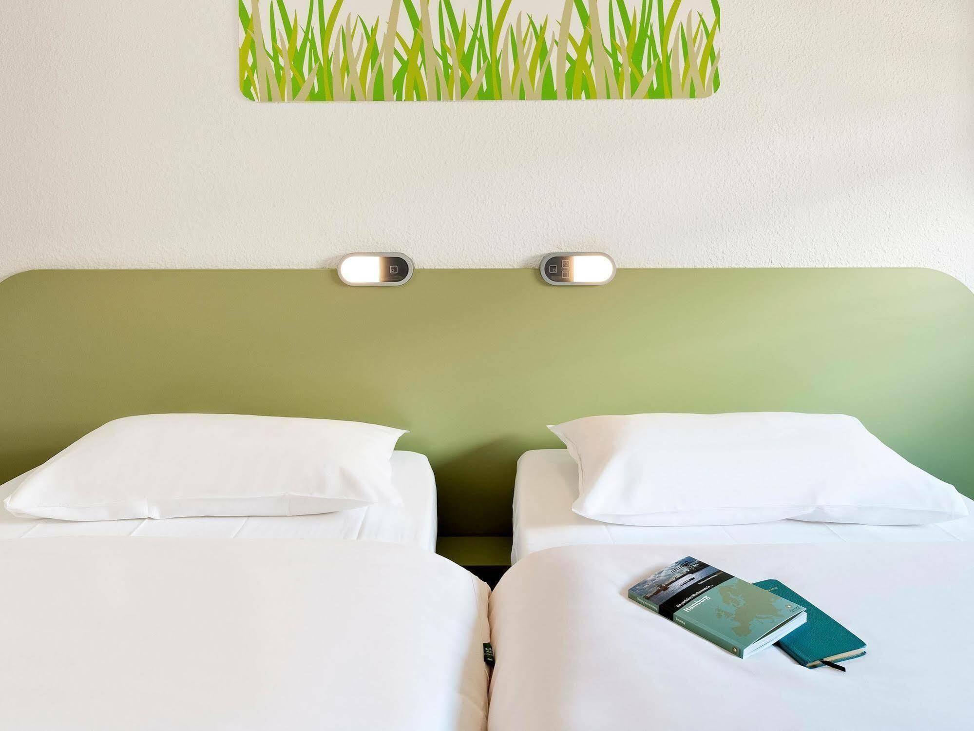 Ibis Budget Fontainebleau Avon Exteriér fotografie