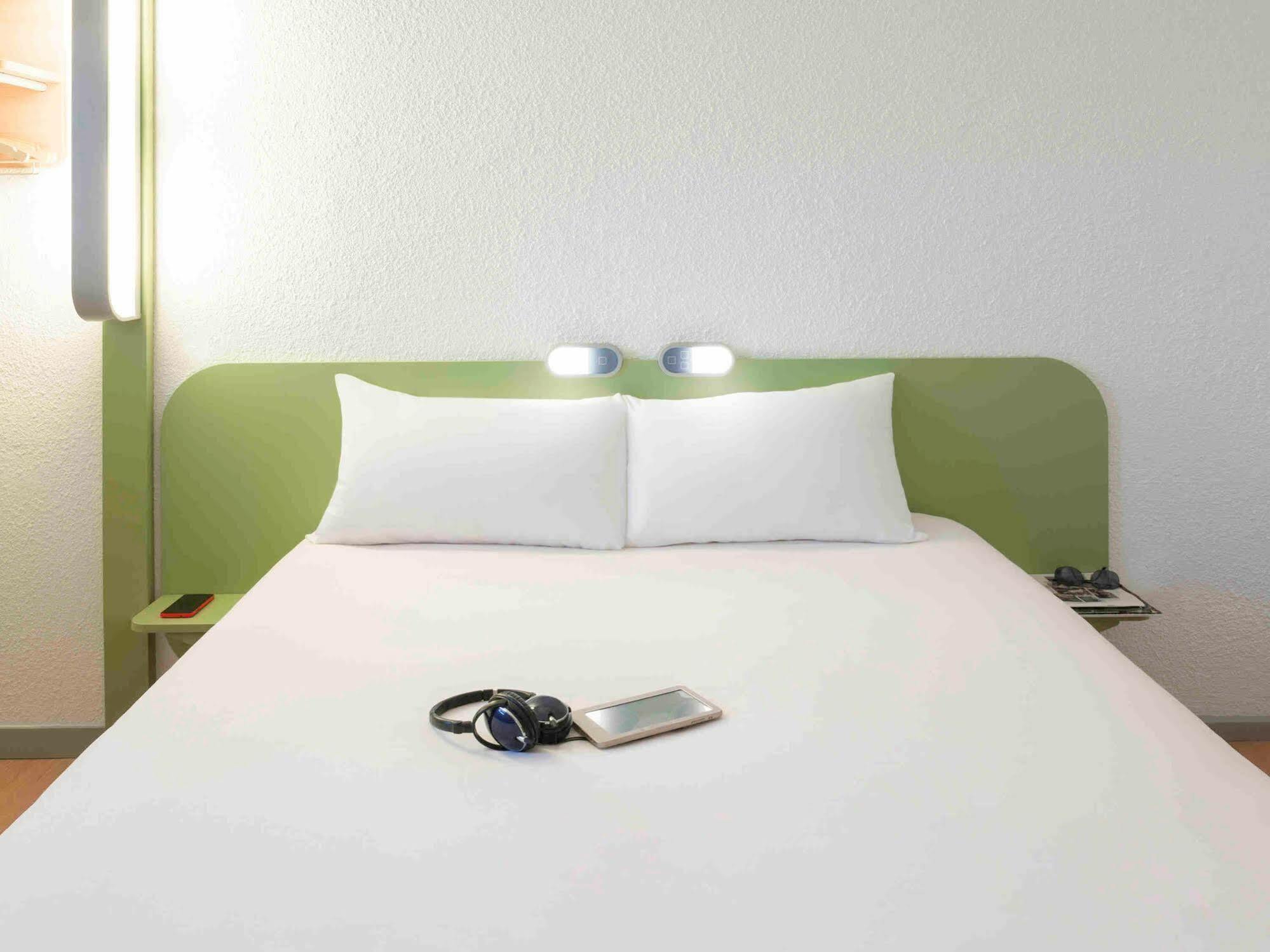 Ibis Budget Fontainebleau Avon Exteriér fotografie